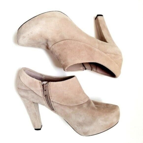 MTNY Laser Genuine Suede High Heel Shoe Bootie Sz 7.5 M - Picture 4 of 11